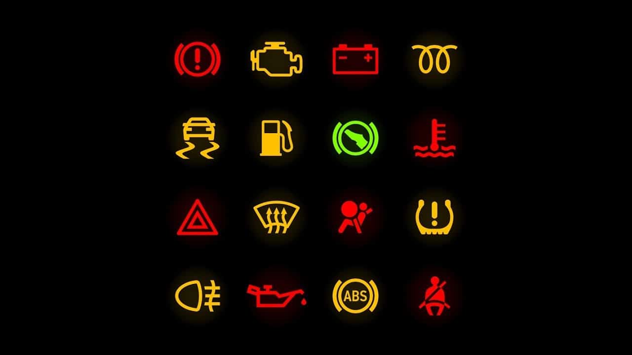 Luces de advertencia del coche: ¿qué significan?